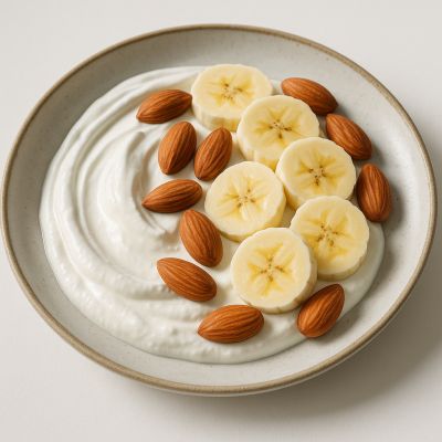 Hurtig og smagfuld skyr med frugt og nødder